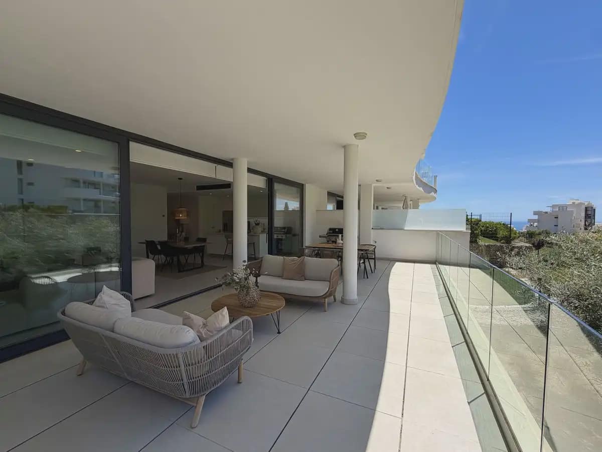 3 sypialnia Apartament na sprzedaż w Fuengirola z basenem garażem - 699 000 € (Ref: 9848412)