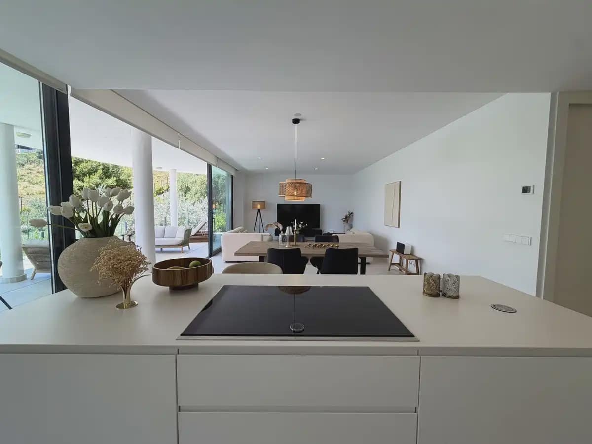 3 sypialnia Apartament na sprzedaż w Fuengirola z basenem garażem - 699 000 € (Ref: 9848412)