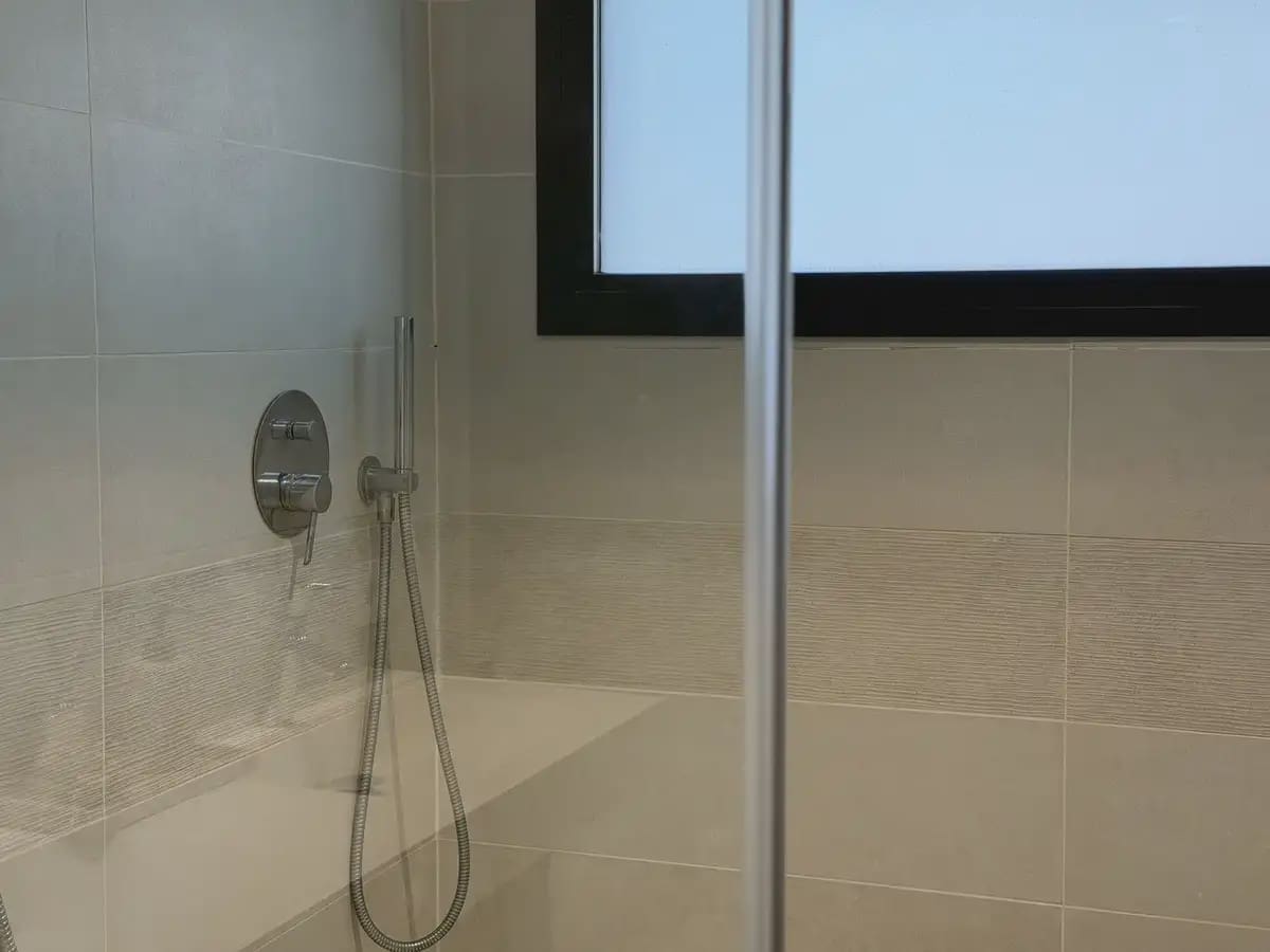 3 sypialnia Apartament na sprzedaż w Fuengirola z basenem garażem - 699 000 € (Ref: 9848412)