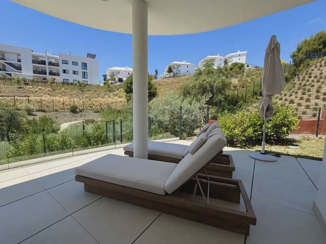 3 sypialnia Apartament na sprzedaż w Centro ciudad, Fuengirola z basenem garażem - 699 000 € (Ref: 9848412)