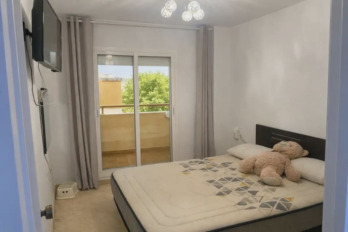 2 bedroom Flat for sale in Benalmadena with pool garage - € 295,000 (Ref: 9848413)