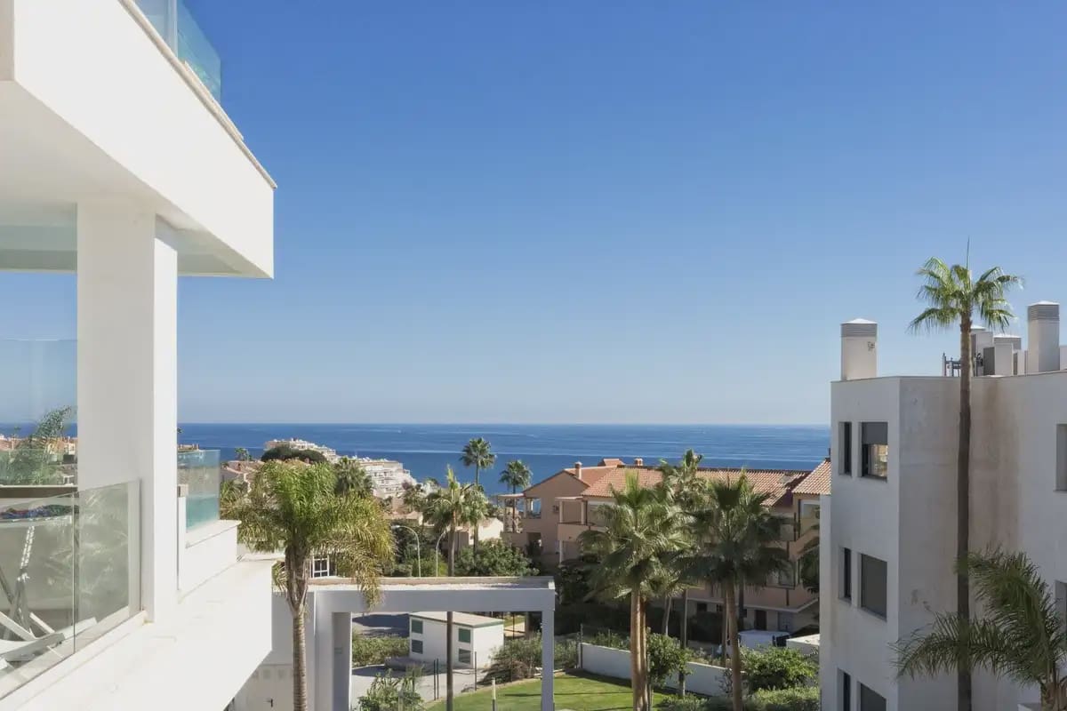 2 sovrum Strandlägenhet till salu i Mijas med pool garage - 599 000 € (Ref: 9850623)