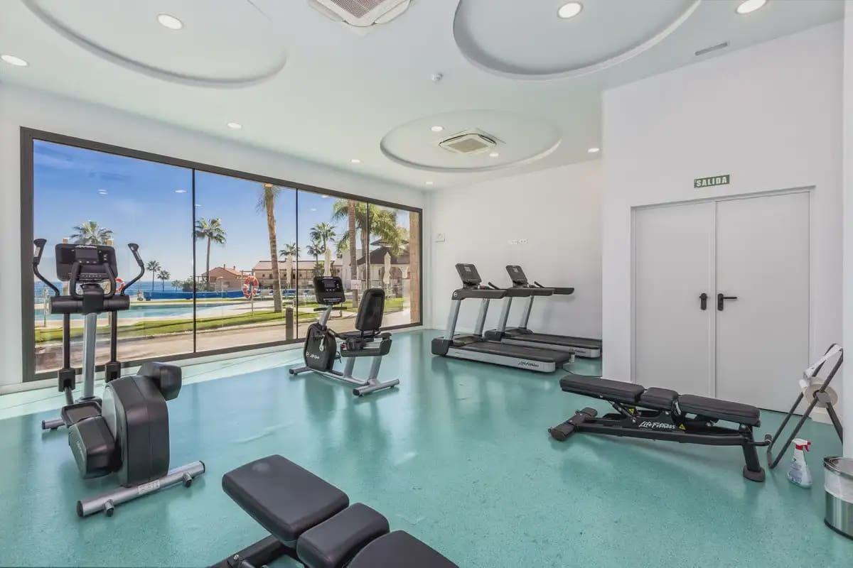 2 sovrum Strandlägenhet till salu i Mijas med pool garage - 599 000 € (Ref: 9850623)