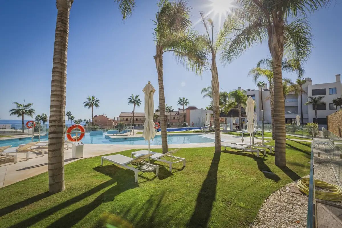 2 sovrum Strandlägenhet till salu i Mijas med pool garage - 599 000 € (Ref: 9850623)