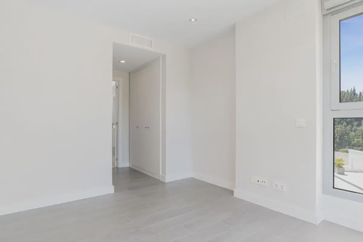 3 sypialnia Apartament na sprzedaż w Mijas z basenem garażem - 580 000 € (Ref: 9855842)