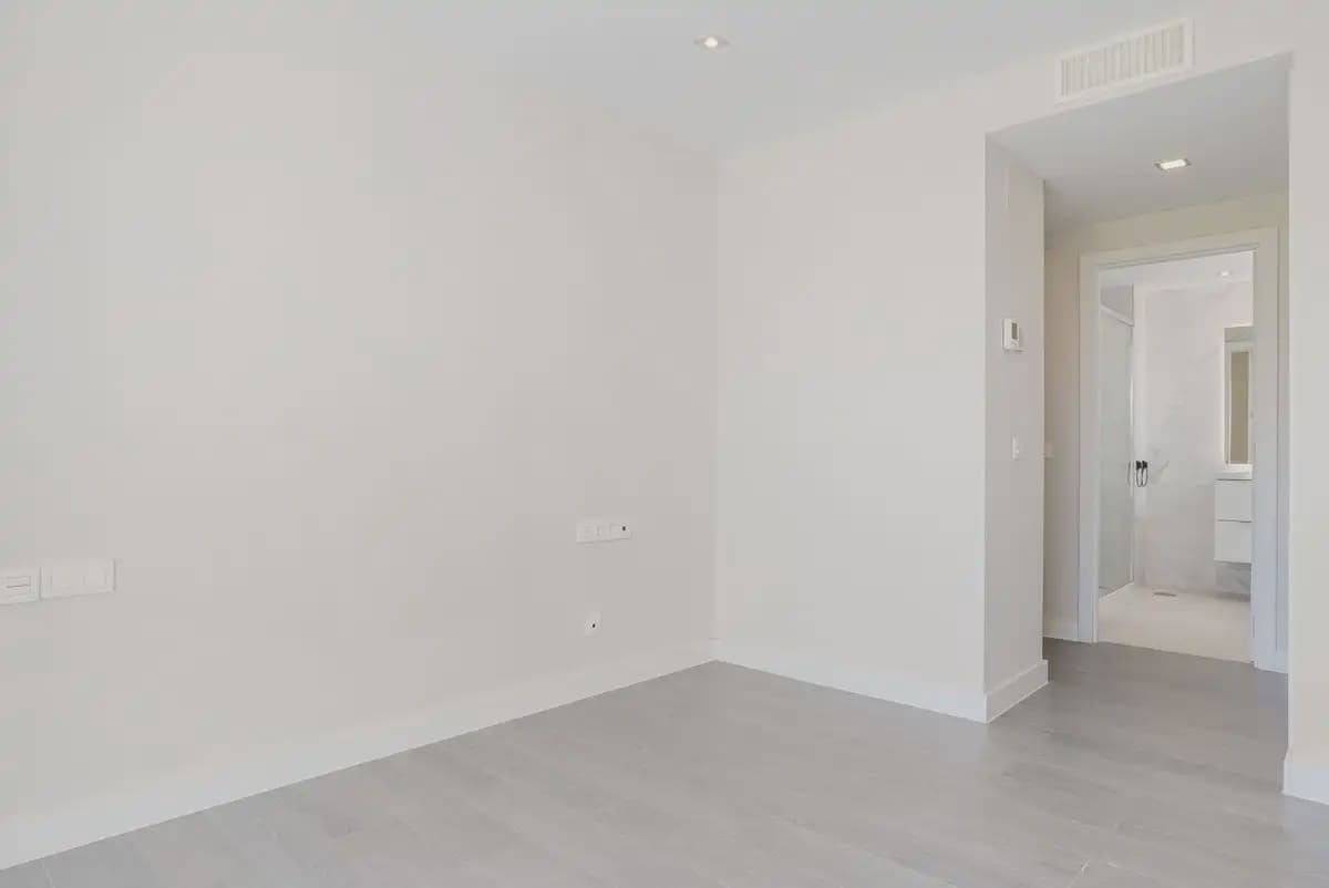 3 sypialnia Apartament na sprzedaż w Mijas z basenem garażem - 580 000 € (Ref: 9855842)