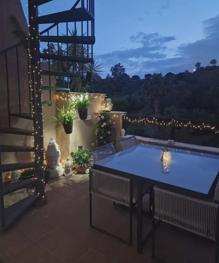 2 soverom Penthouse til salgs i Marbella med garasje - € 359 000 (Ref: 9855844)
