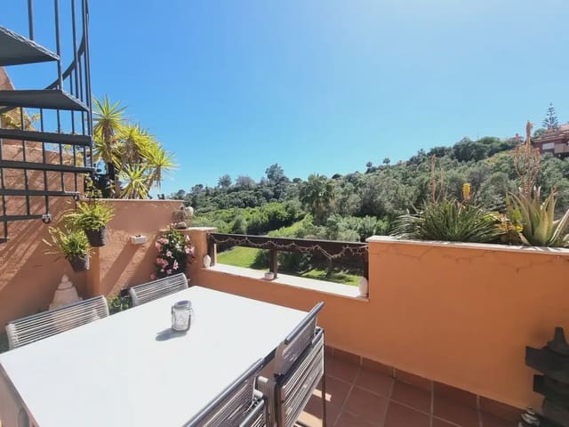 2 soverom Penthouse til salgs i La Reserva, Marbella med garasje - € 359 000 (Ref: 9855844)