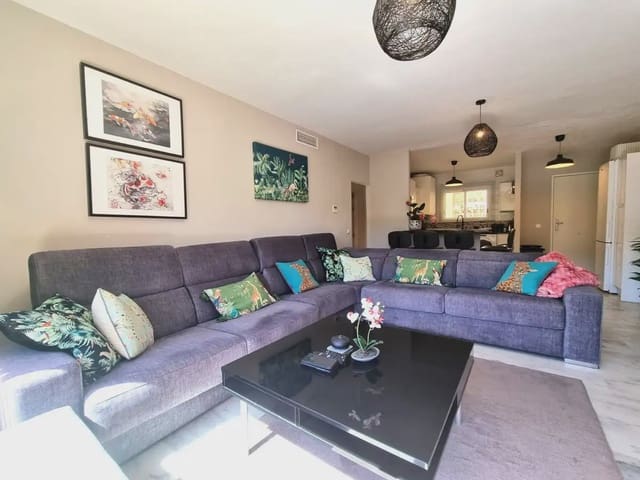 2 soverom Penthouse til salgs i La Reserva, Marbella med garasje - € 359 000 (Ref: 9855844)