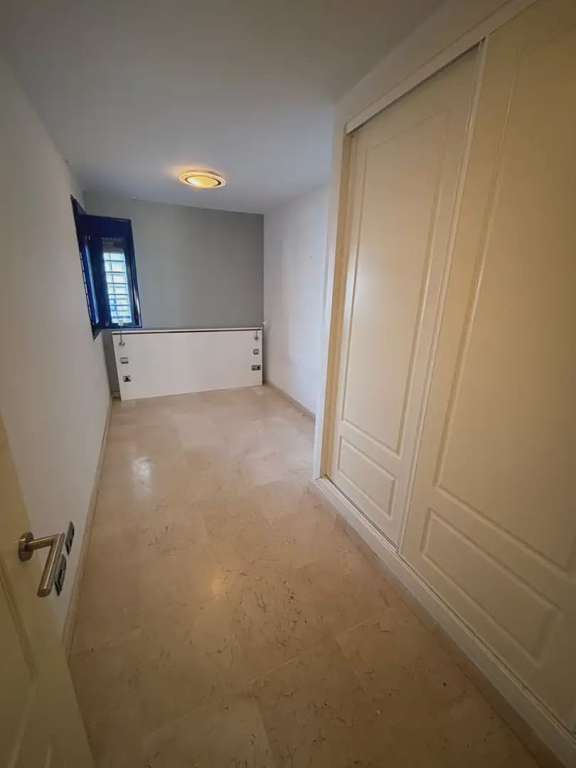 1 sypialnia Penthouse na sprzedaż w Benalmadena z basenem garażem - 279 000 € (Ref: 9857779)