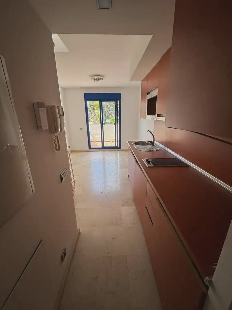 1 sypialnia Penthouse na sprzedaż w Benalmadena z basenem garażem - 279 000 € (Ref: 9857779)