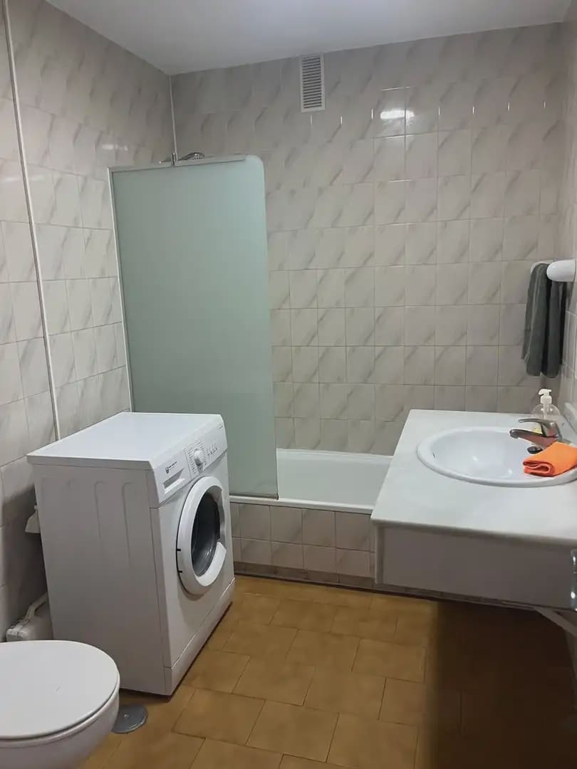 1 sypialnia Apartament przy plaży na sprzedaż w Fuengirola z basenem - 349 000 € (Ref: 9861234)