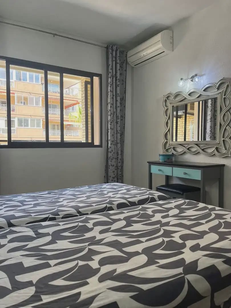 1 sypialnia Apartament przy plaży na sprzedaż w Fuengirola z basenem - 349 000 € (Ref: 9861234)
