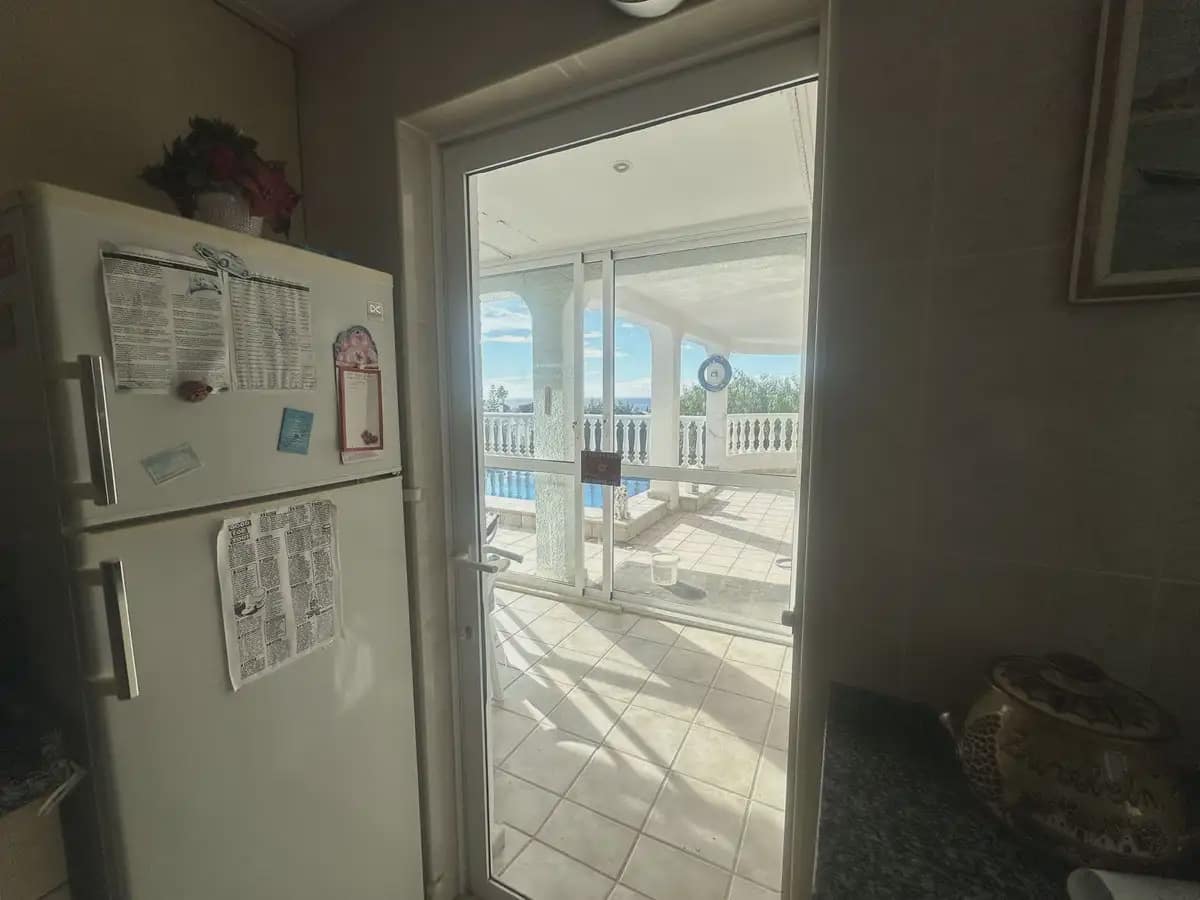 3 sypialnia Willa na sprzedaż w Mijas z basenem garażem - 650 000 € (Ref: 9862078)