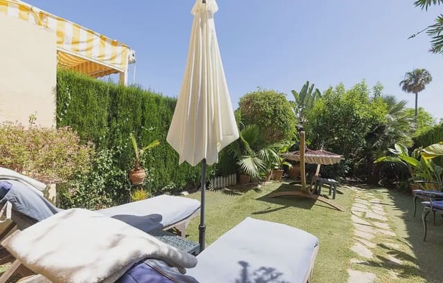 2 chambre Maison de Ville à vendre à Hacienda Torrequebrada, Benalmádena avec piscine garage - 435 000 € (Ref: 9865413)
