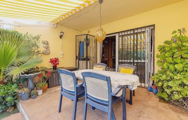 2 chambre Maison de Ville à vendre à Hacienda Torrequebrada, Benalmádena avec piscine garage - 435 000 € (Ref: 9865413)