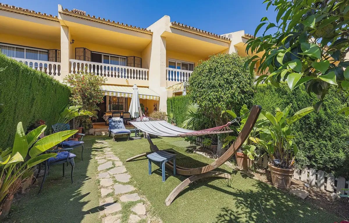 2 Zimmer Haus zu verkaufen in Benalmadena mit Pool Garage - 435.000 € (Ref: 9865413)