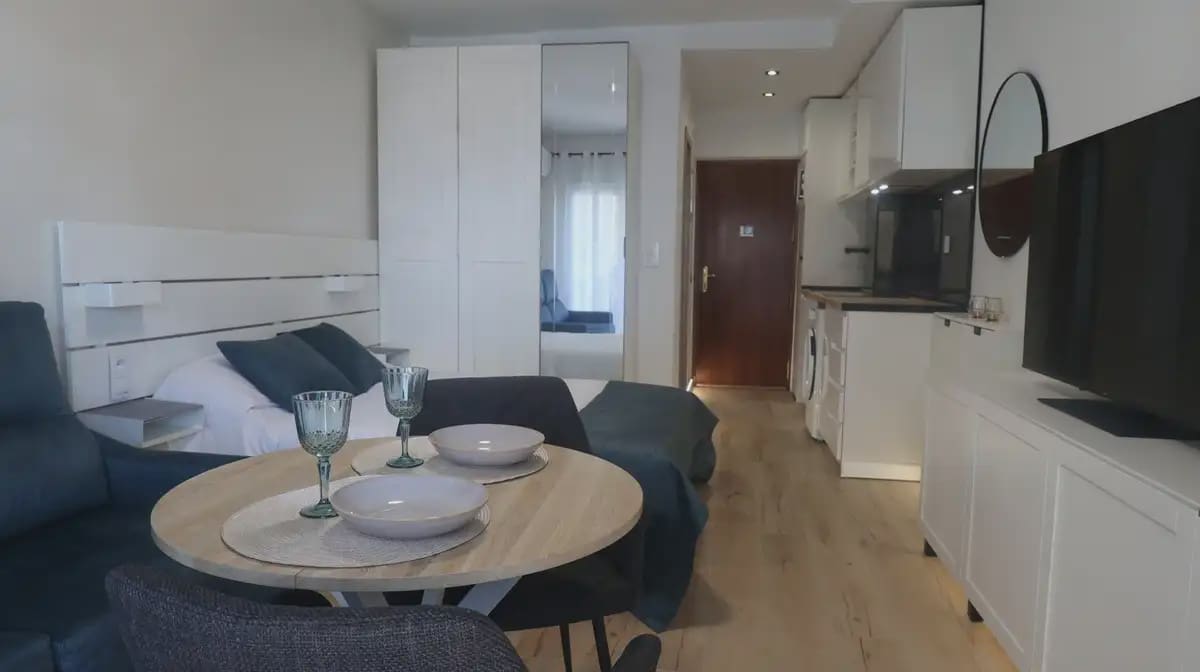 Studio till salu i Torremolinos - 174 900 € (Ref: 9865417)
