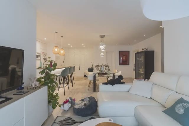 3 chambre Appartement à vendre à Arroyo de la Miel, Benalmádena avec piscine garage - 455 000 € (Ref: 9867232)