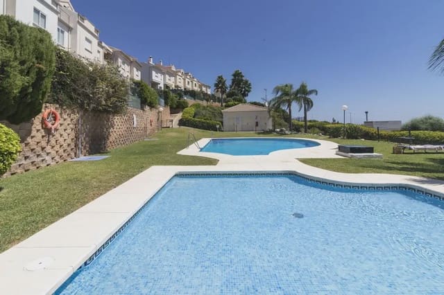 3 chambre Appartement à vendre à Arroyo de la Miel, Benalmádena avec piscine garage - 455 000 € (Ref: 9867232)