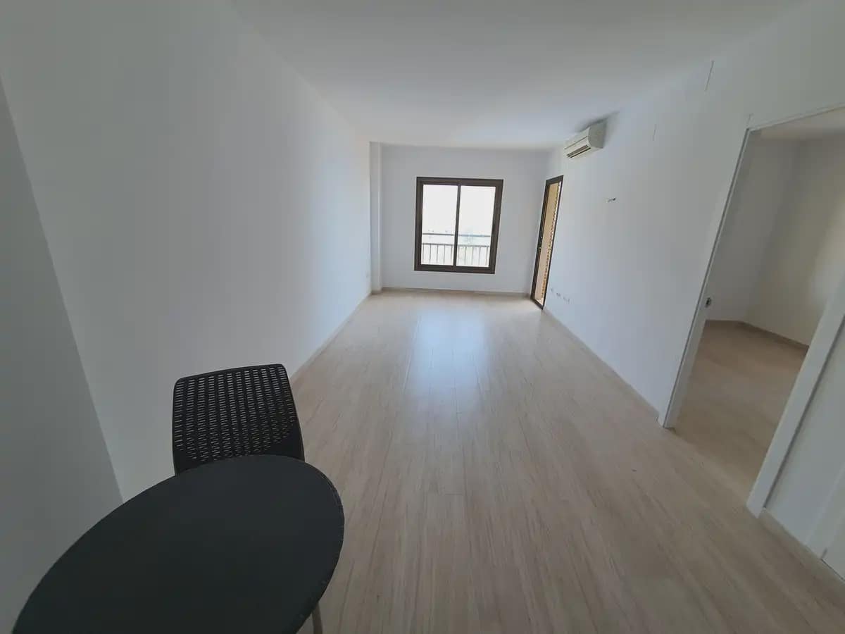 1 bedroom Penthouse for sale in Fuengirola with pool - € 335,000 (Ref: 9868931)