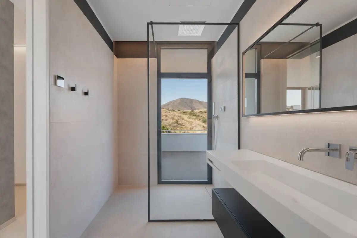 Chalet de 4 habitaciones en Mijas en venta con piscina garaje - 3.295.000 € (Ref: 9873742)