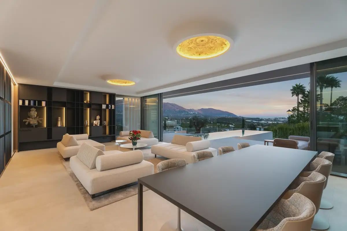 Chalet de 4 habitaciones en Mijas en venta con piscina garaje - 3.295.000 € (Ref: 9873742)