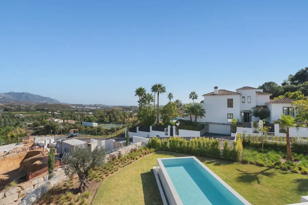 Chalet de 4 habitaciones en Mijas en venta con piscina garaje - 3.295.000 € (Ref: 9873742)
