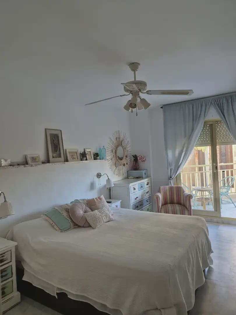 2 slaapkamer Strandappartement te koop in Fuengirola - € 593.000 (Ref: 9873744)