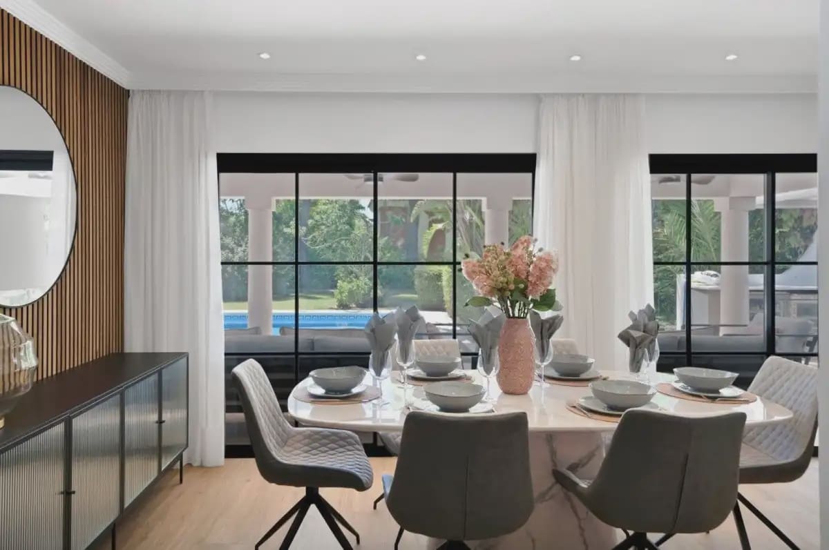 6 sypialnia Willa na sprzedaż w Marbella z basenem garażem - 3 500 000 € (Ref: 9873746)