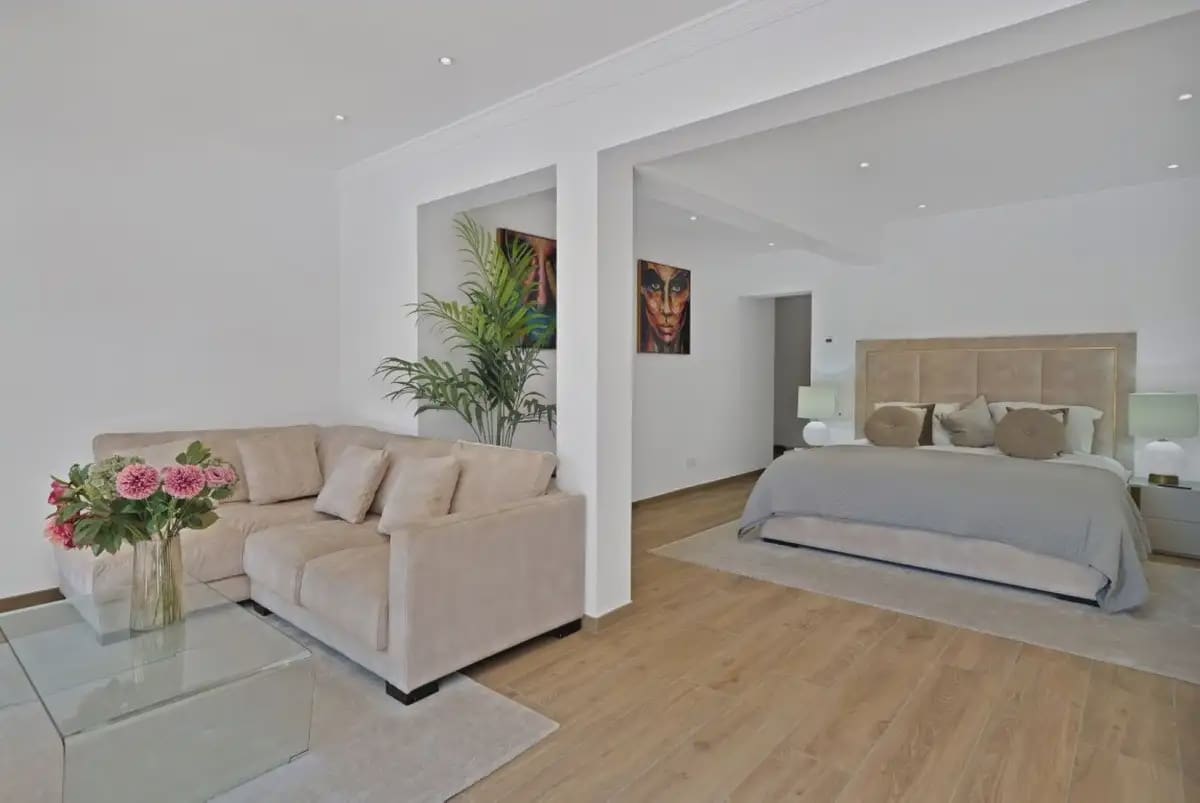 6 sypialnia Willa na sprzedaż w Marbella z basenem garażem - 3 500 000 € (Ref: 9873746)