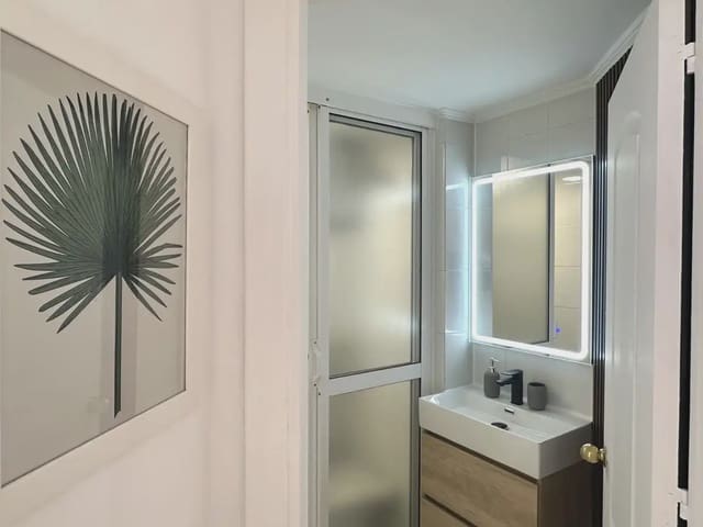 2 sovrum Strandlägenhet till salu i Calahonda, Mijas med garage - 284 700 € (Ref: 9873747)