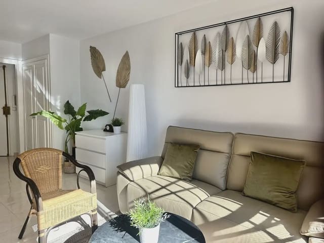 2 sovrum Strandlägenhet till salu i Calahonda, Mijas med garage - 284 700 € (Ref: 9873747)