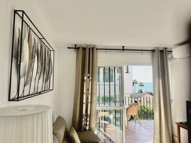 2 sovrum Strandlägenhet till salu i Calahonda, Mijas med garage - 284 700 € (Ref: 9873747)