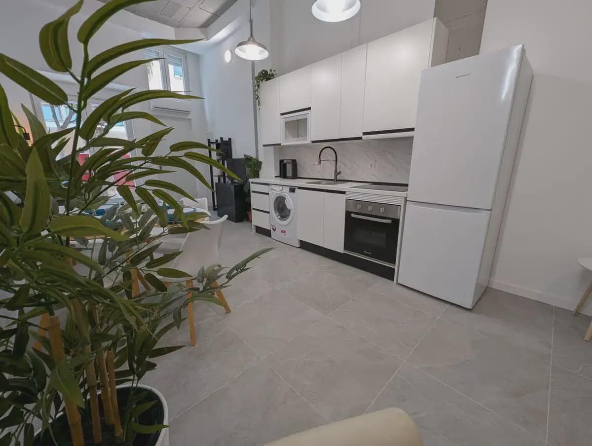 Yksiö myytävänä paikassa Torremolinos - 192 000 € (Ref: 9876703)