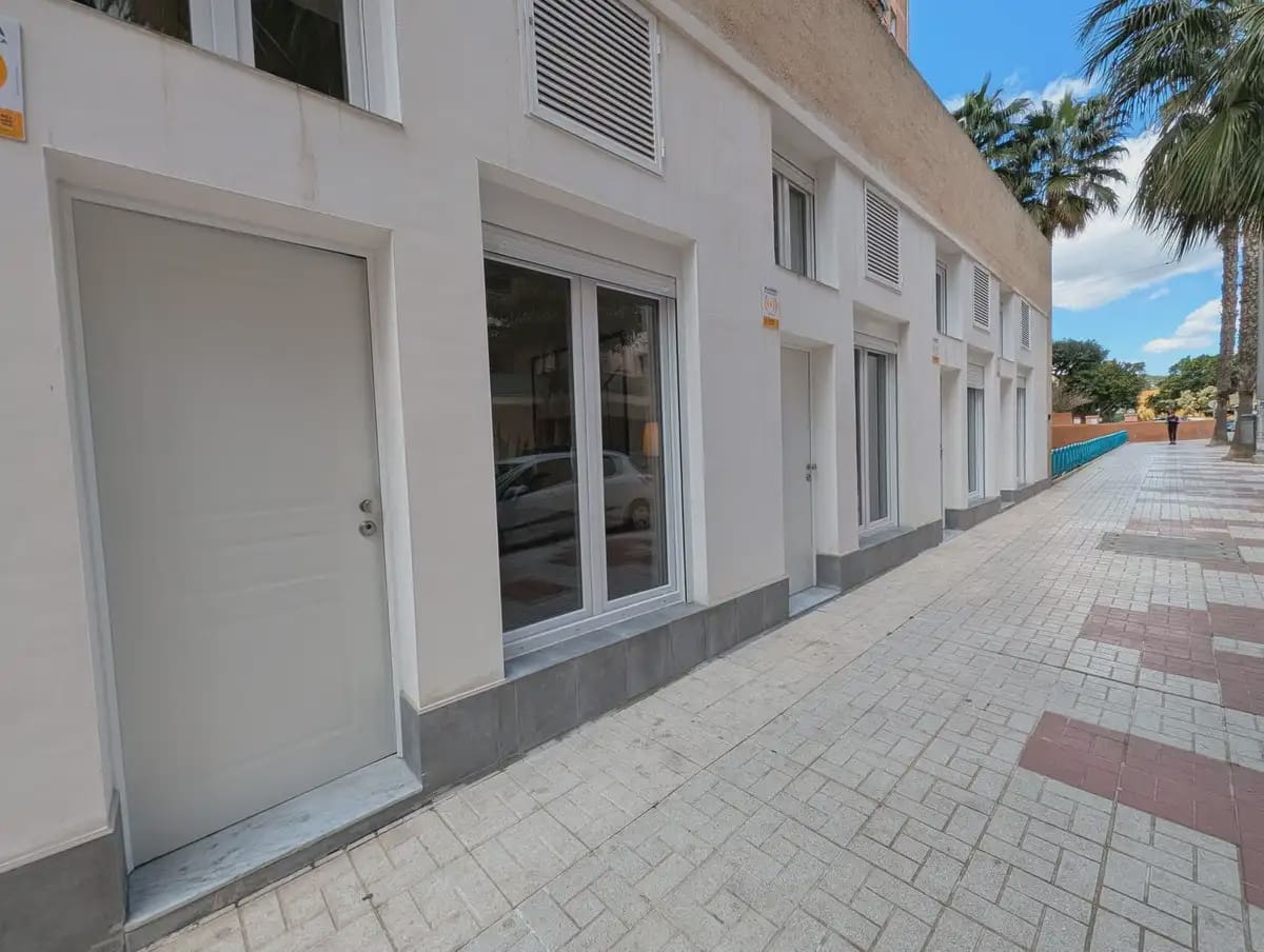 Yksiö myytävänä paikassa Torremolinos - 192 000 € (Ref: 9876703)