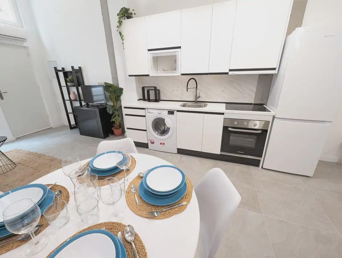 Yksiö myytävänä paikassa Torremolinos - 192 000 € (Ref: 9876703)