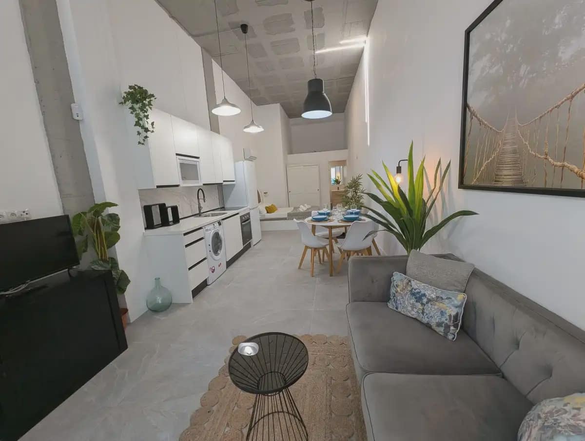 Yksiö myytävänä paikassa Torremolinos - 192 000 € (Ref: 9876703)