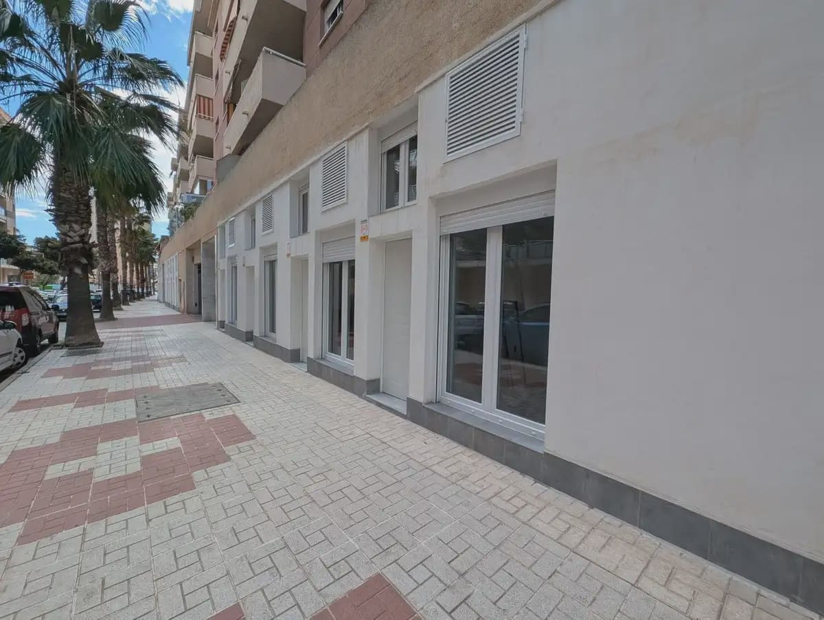 Yksiö myytävänä paikassa Torremolinos - 192 000 € (Ref: 9876703)