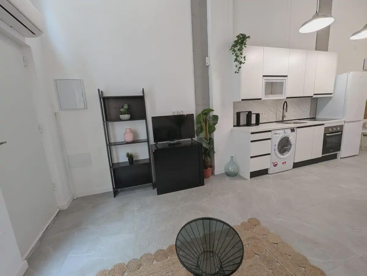 Yksiö myytävänä paikassa Torremolinos - 192 000 € (Ref: 9876703)