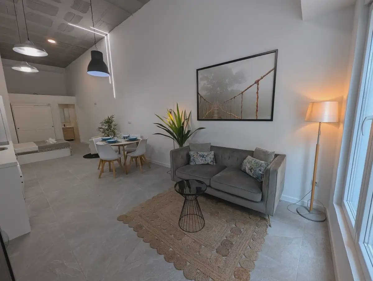 Yksiö myytävänä paikassa Torremolinos - 192 000 € (Ref: 9876703)