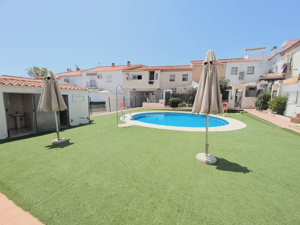 3 bedroom Townhouse for sale in Torremolinos with pool garage - € 410,000 (Ref: 9876705)