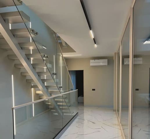 5 chambre Villa/Maison à vendre à Parque de la Paloma, Benalmádena avec piscine garage - 1 950 000 € (Ref: 9879173)
