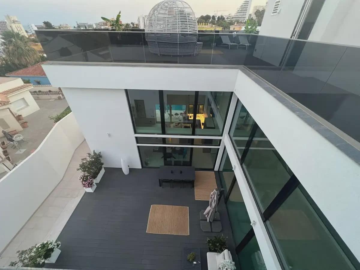 5 chambre Villa/Maison à vendre à Benalmadena avec piscine garage - 1 950 000 € (Ref: 9879173)