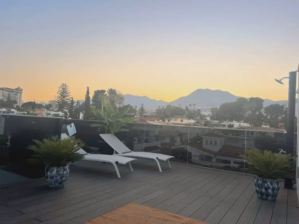 5 chambre Villa/Maison à vendre à Benalmadena avec piscine garage - 1 950 000 € (Ref: 9879173)