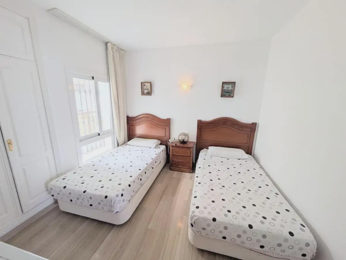 3 bedroom Apartment for sale in Benalmadena with pool - € 1,030,000 (Ref: 9879174)