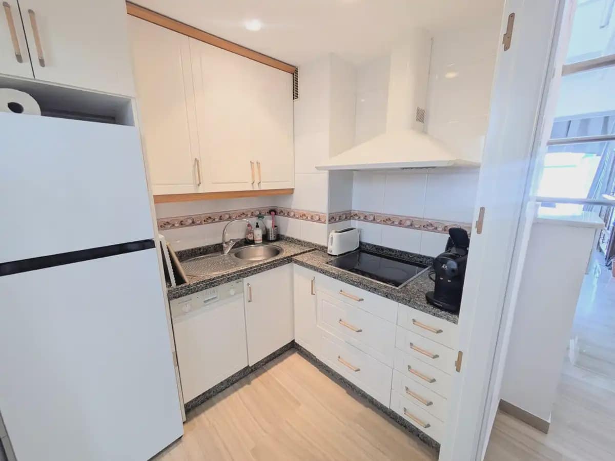 3 bedroom Apartment for sale in Benalmadena with pool - € 1,030,000 (Ref: 9879174)