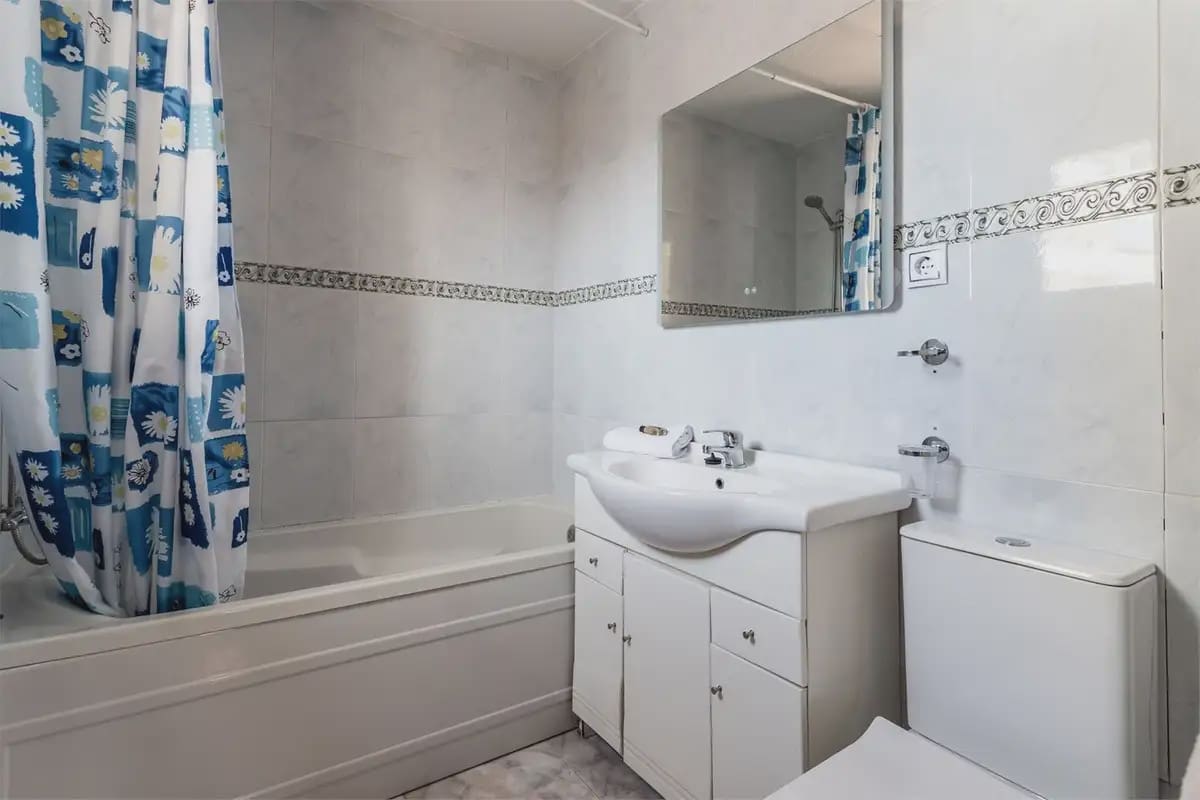 3 makuuhuone Kattohuoneisto myytävänä paikassa Fuengirola - 439 000 € (Ref: 9879176)