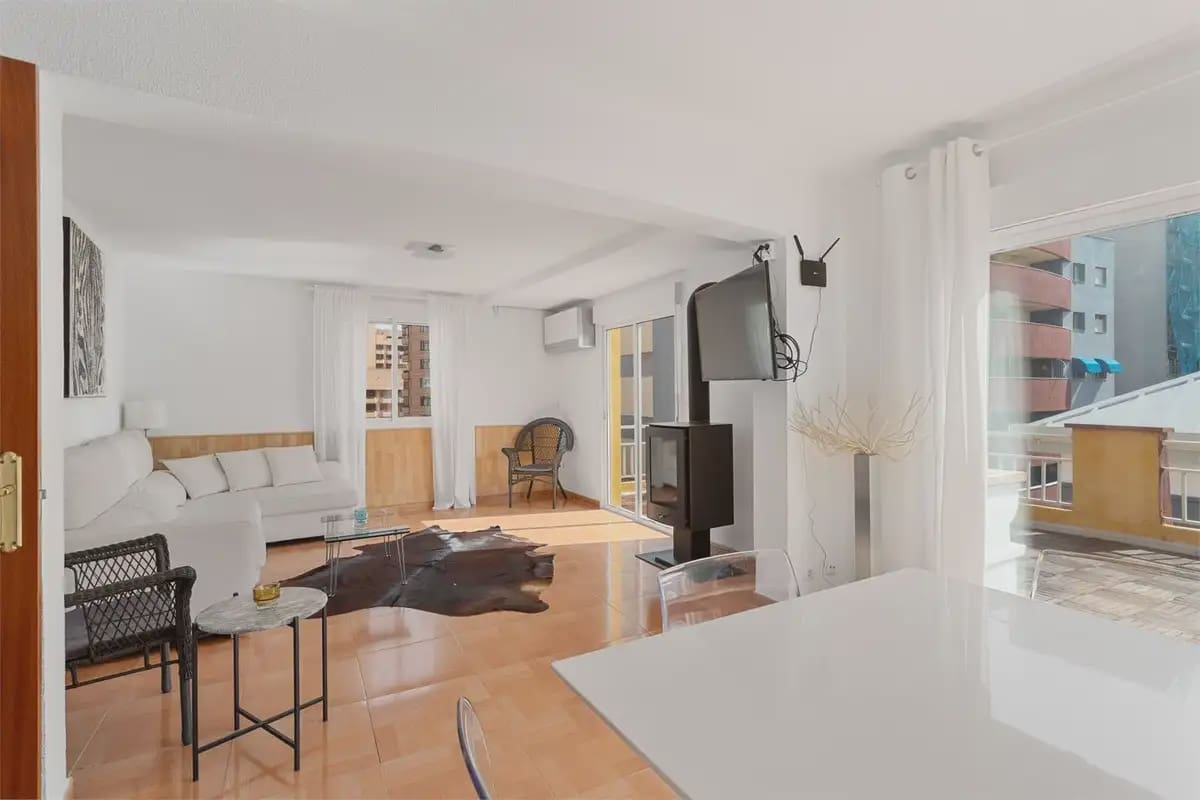 3 makuuhuone Kattohuoneisto myytävänä paikassa Fuengirola - 439 000 € (Ref: 9879176)