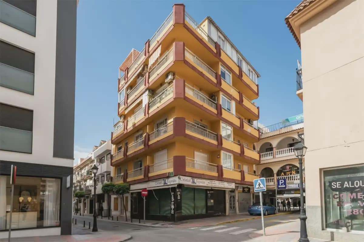 3 makuuhuone Kattohuoneisto myytävänä paikassa Fuengirola - 439 000 € (Ref: 9879176)